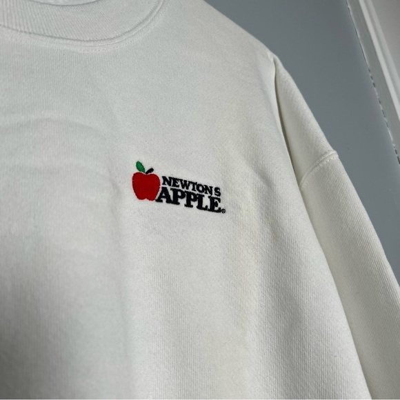 DEADSTOCK Vintage ‘80s Sweatshirt Pull over Jerzees Newton’s Apple - Picture 3 of 7